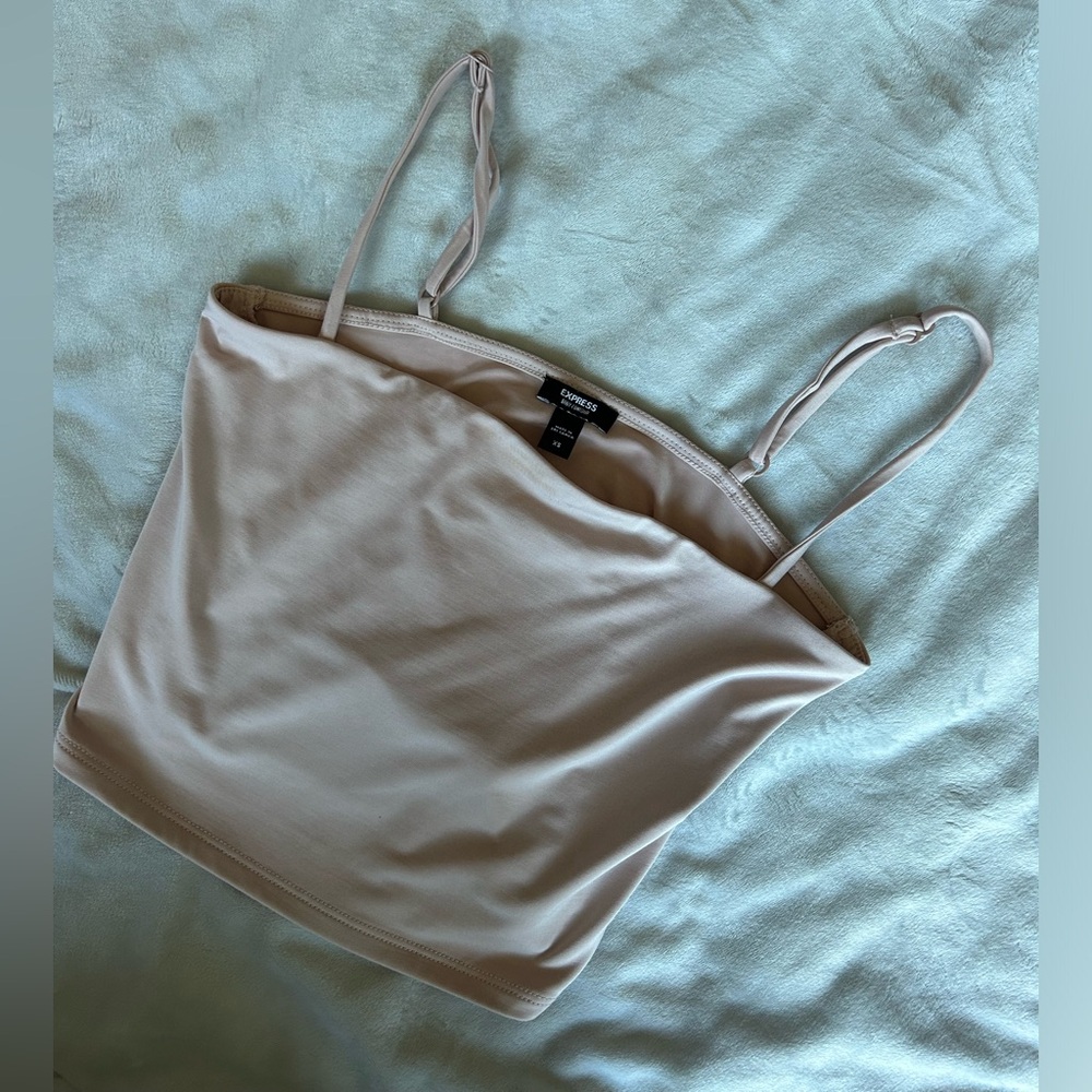 Express light pink body contour top